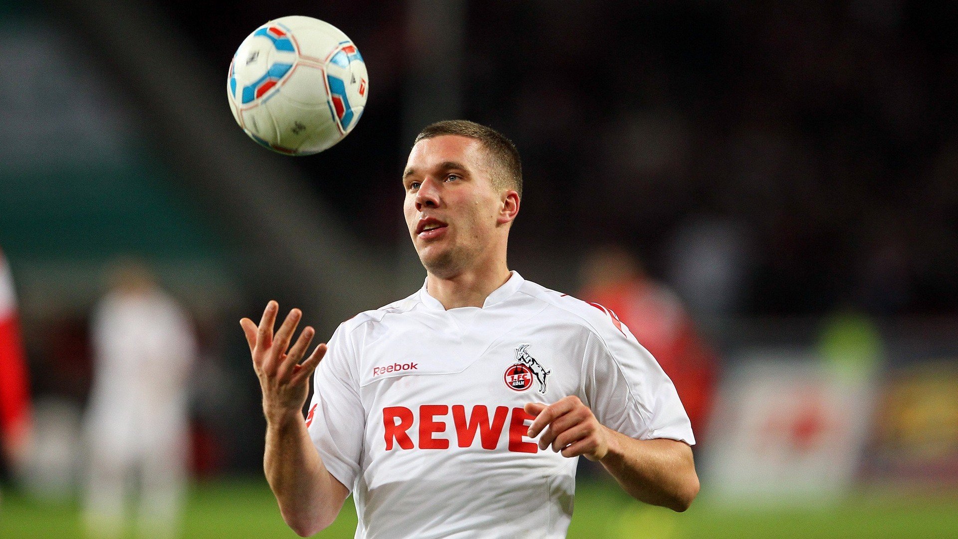 全景追踪：最难的赛段、最刺激的超车瞬间，全景快讯